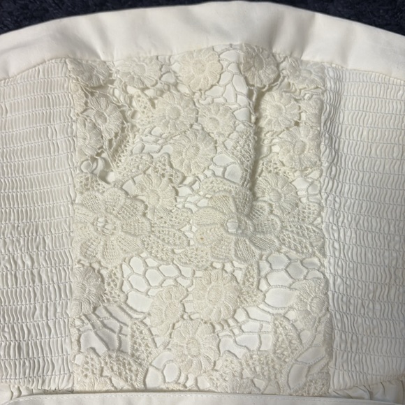 Hollister White Strapless Lace detail Top - Picture 2 of 7